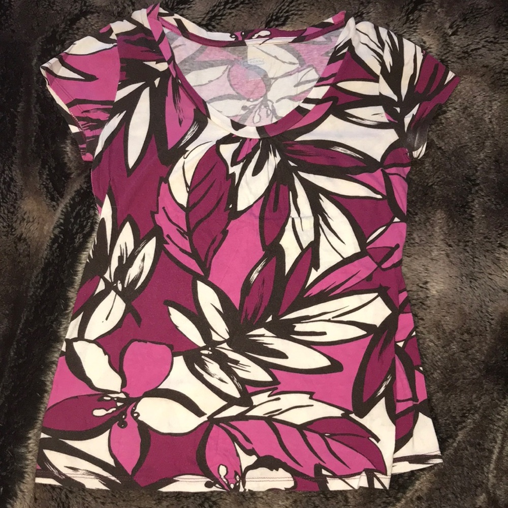 Flower Pattern Top.